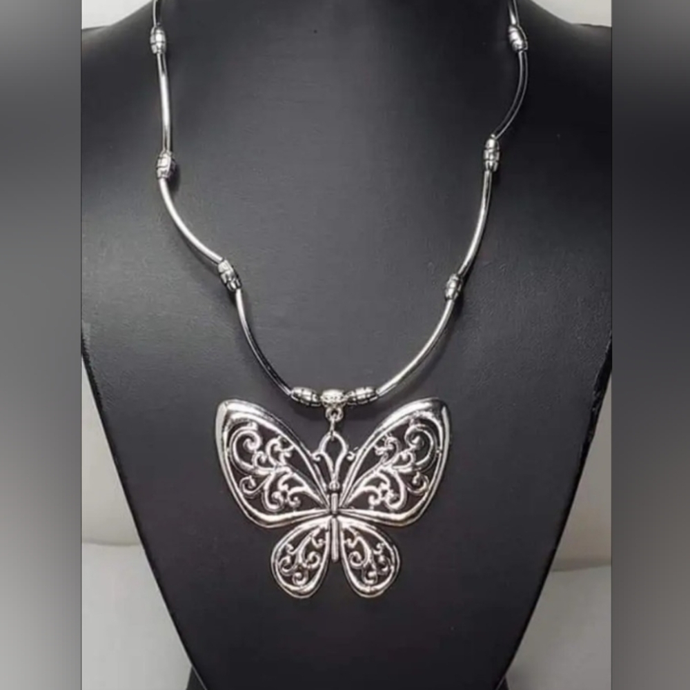 Butterfly Necklace - Picture 11 of 13